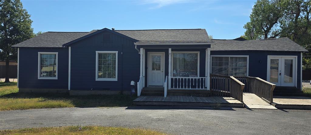 7630 Glenview Drive Property Photo 1