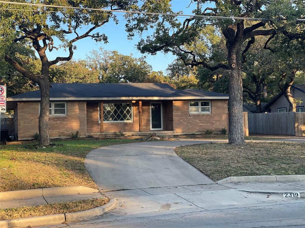 2319 Stark Street Property Photo