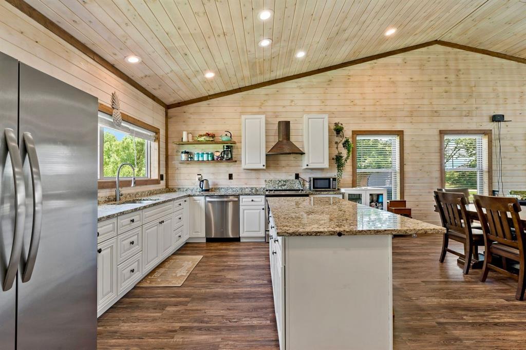 550 County Road 35400 Property Photo 5