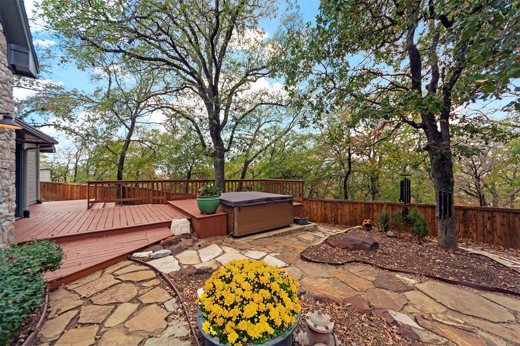 15 Oak Bluff Drive Property Photo 27