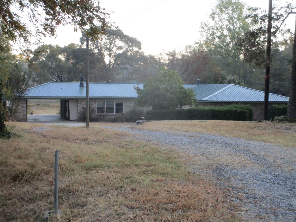 493 Lakeview Drive Property Photo