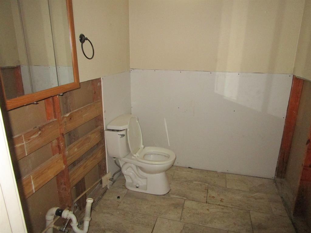 493 Lakeview Drive Property Photo 12