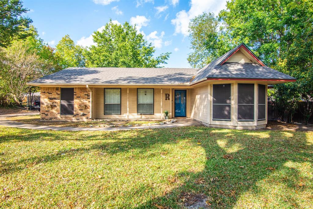 209 Countryside Drive Property Photo 1