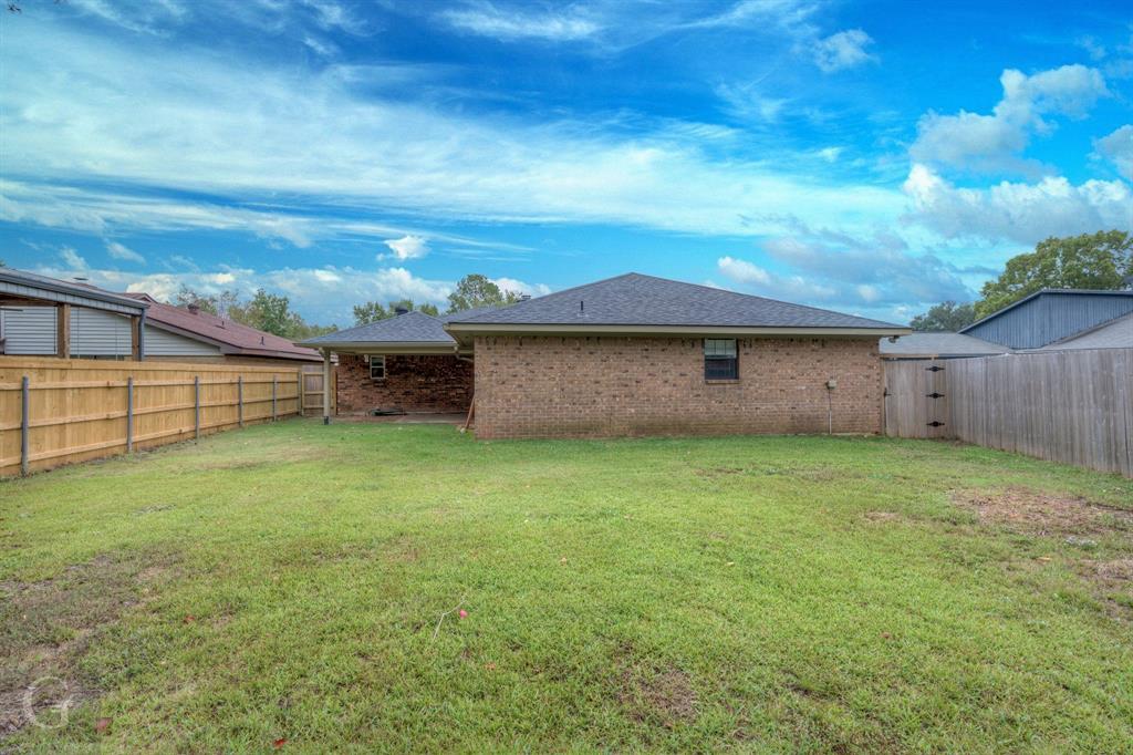 5411 Sage Drive Property Photo 3