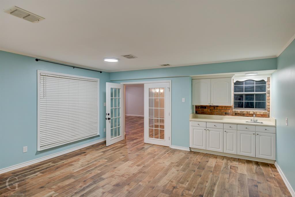 5411 Sage Drive Property Photo 8