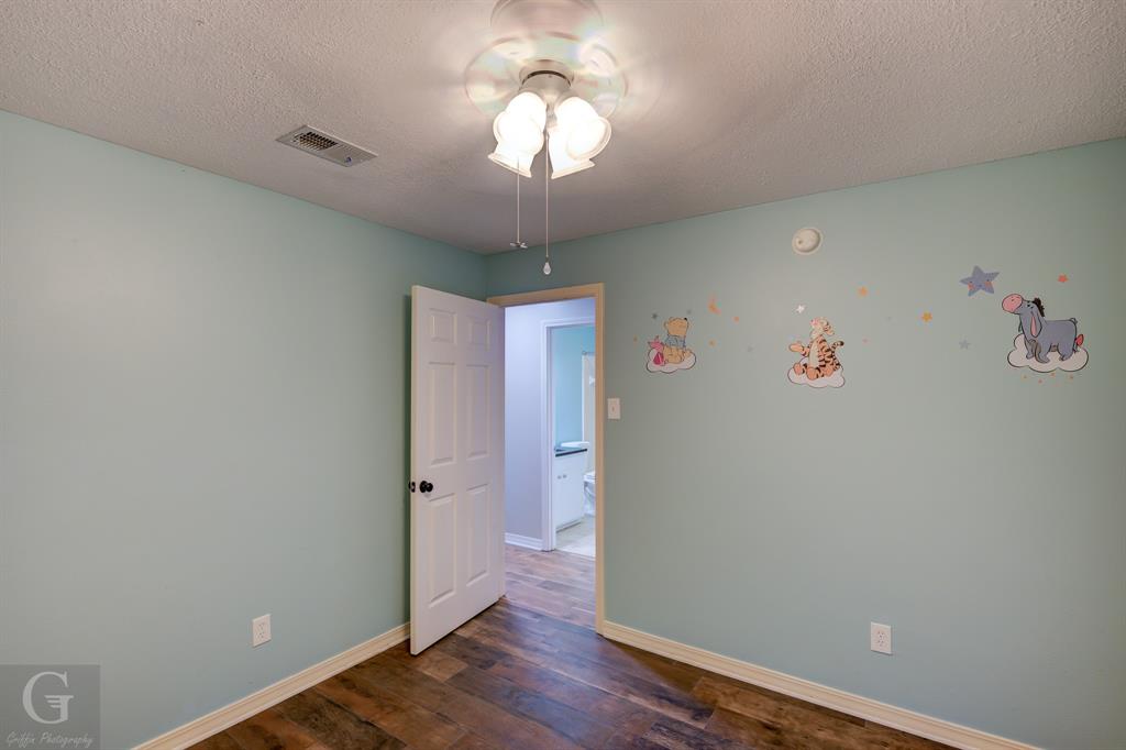 5411 Sage Drive Property Photo 14