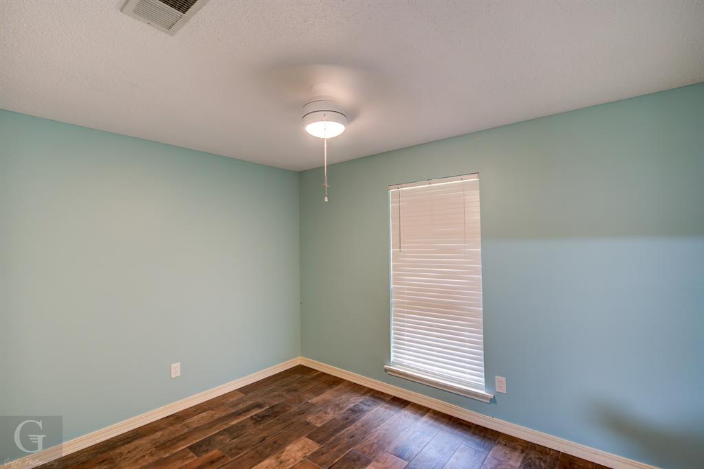 5411 Sage Drive Property Photo 15