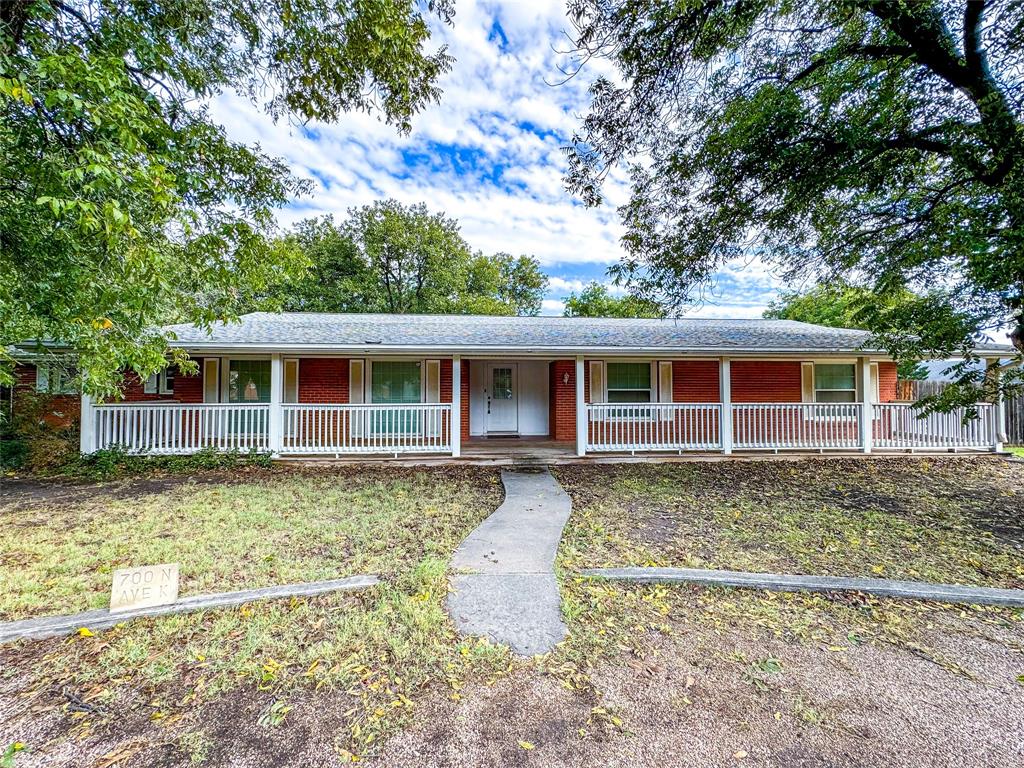 700 N Avenue K Property Photo