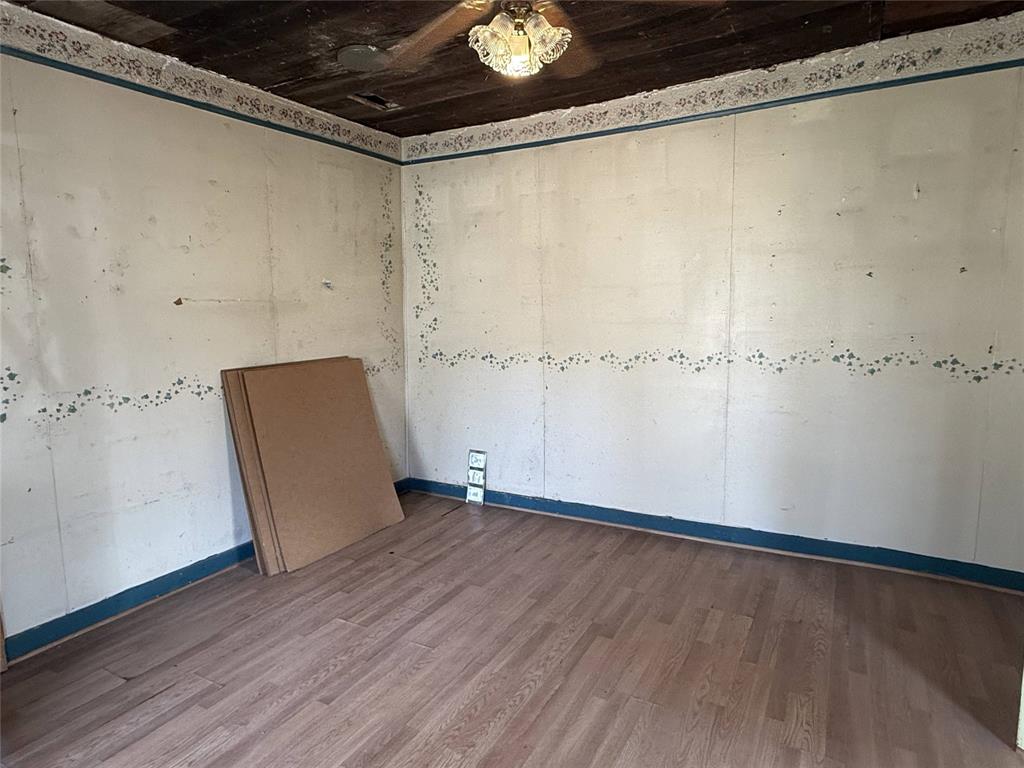 2805 Cleburne Street Property Photo 4