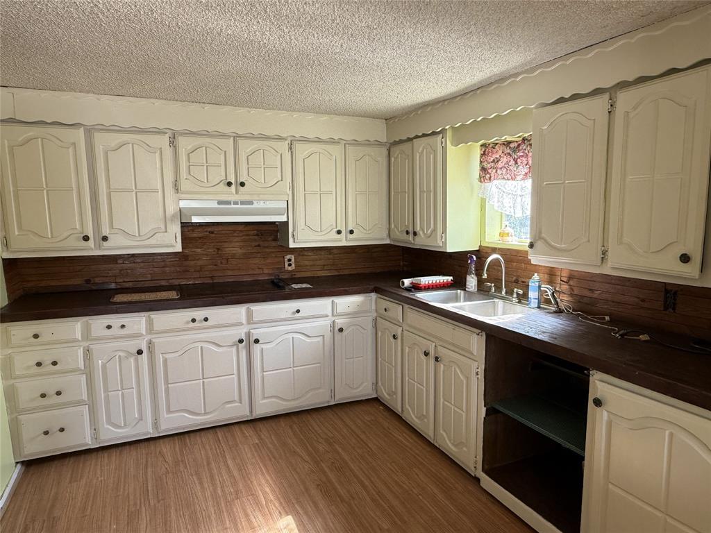 2805 Cleburne Street Property Photo 8