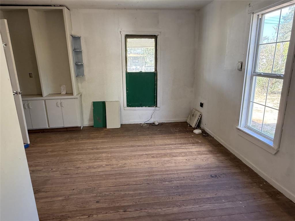 2805 Cleburne Street Property Photo 15