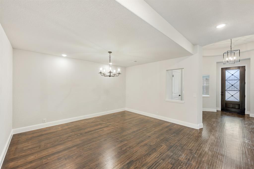 914 Cardinal Drive Property Photo 10