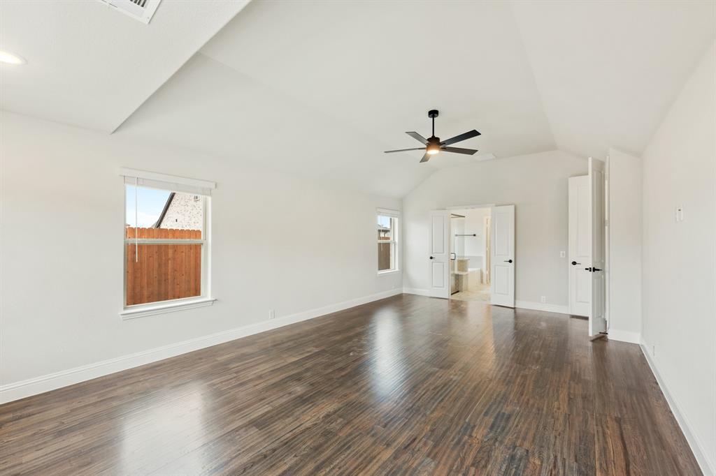 914 Cardinal Drive Property Photo 25