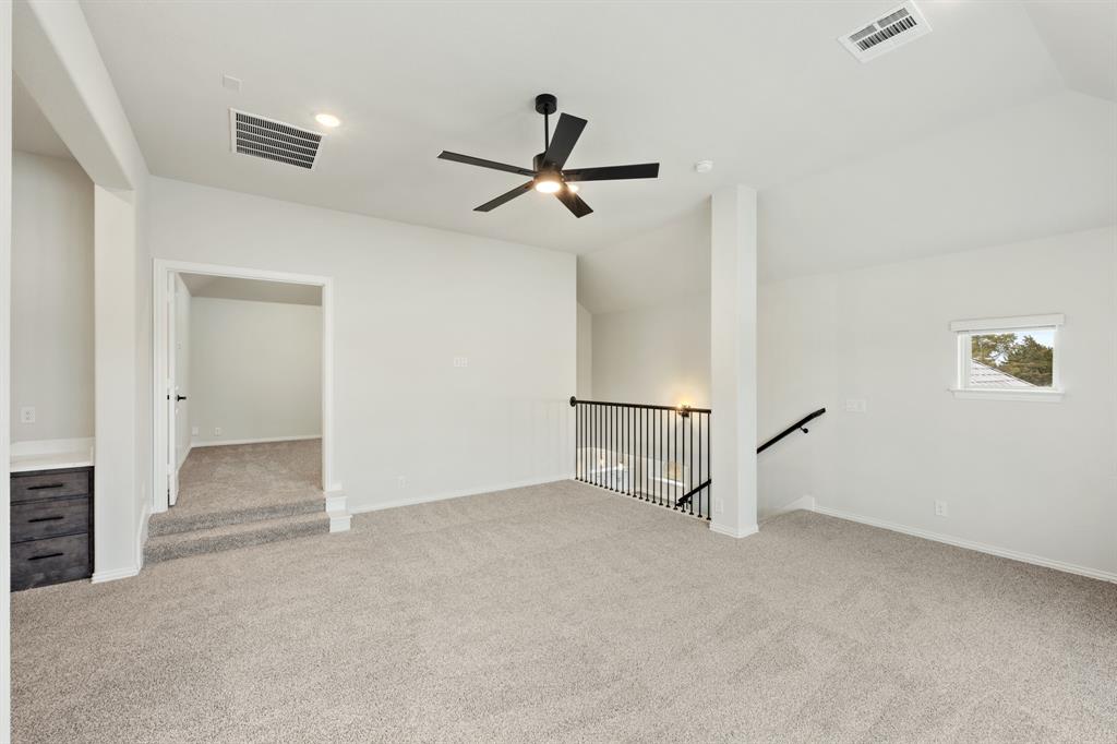 914 Cardinal Drive Property Photo 31