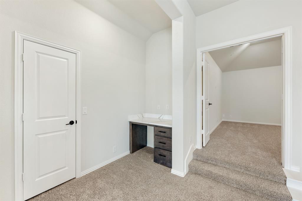 914 Cardinal Drive Property Photo 34