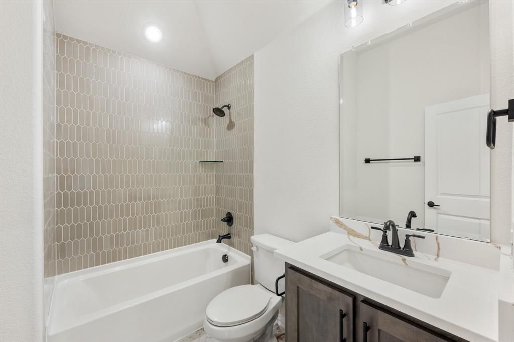 914 Cardinal Drive Property Photo 35