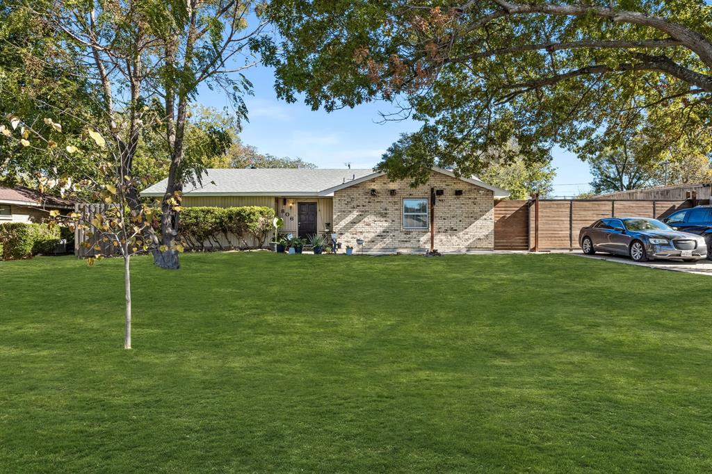 806 Nature Drive Property Photo