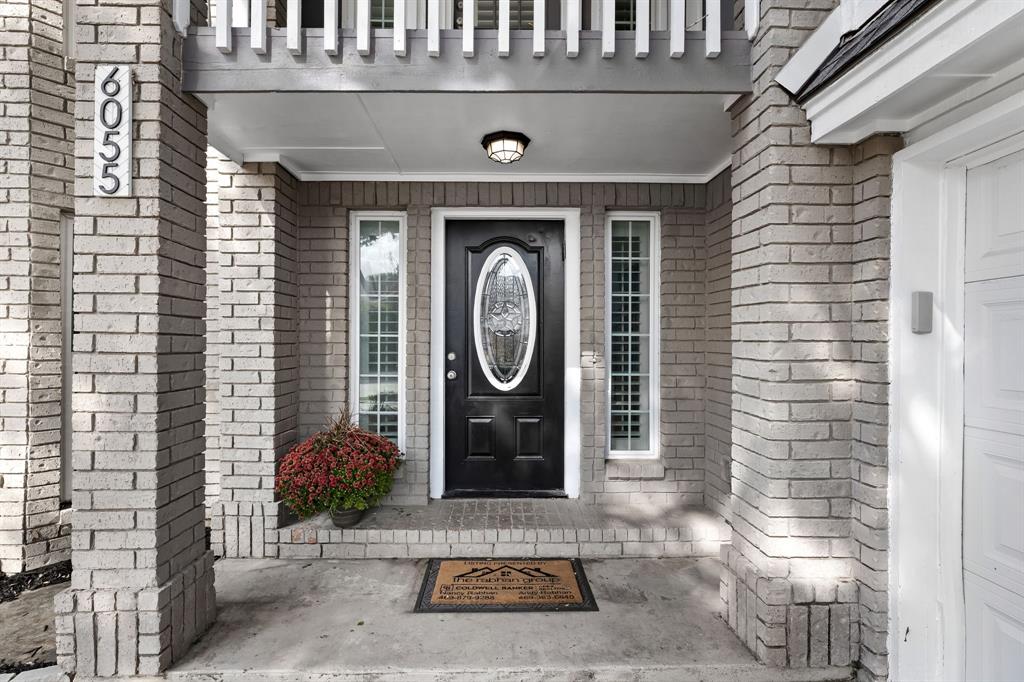 6055 Windbreak Trail Property Photo 2