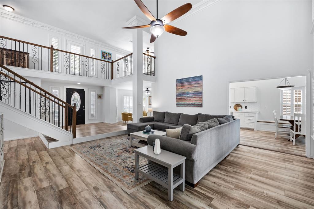 6055 Windbreak Trail Property Photo 7