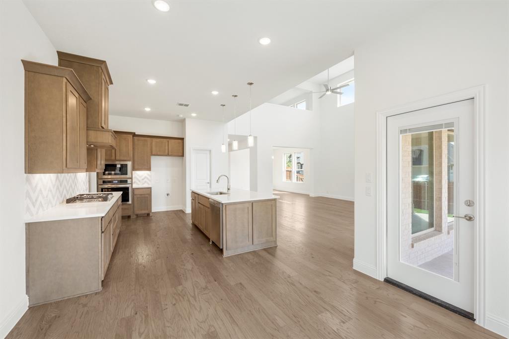 5501 Montex Road Property Photo 19