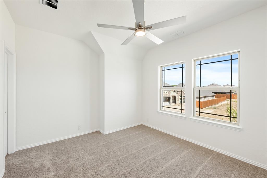 5501 Montex Road Property Photo 33