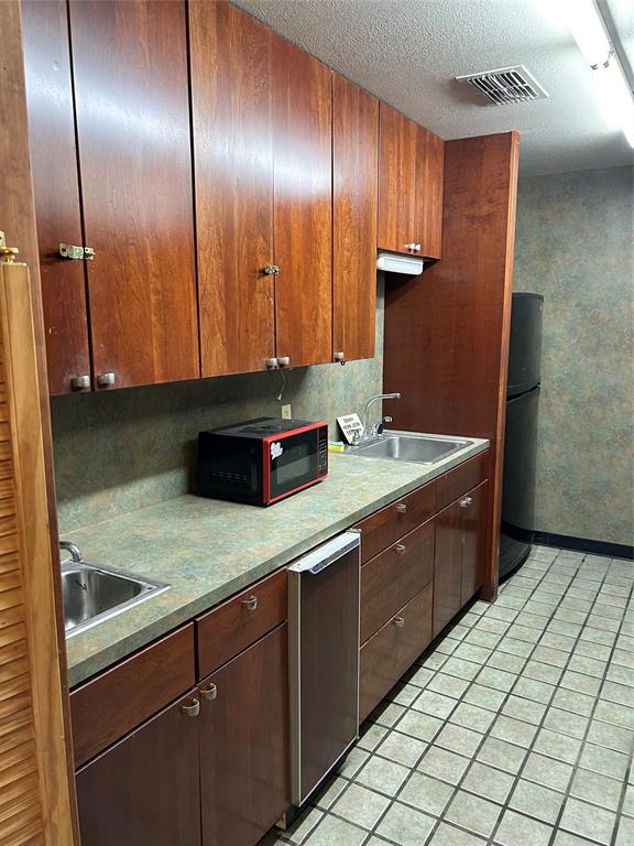 226 Pine Street B Property Photo 15