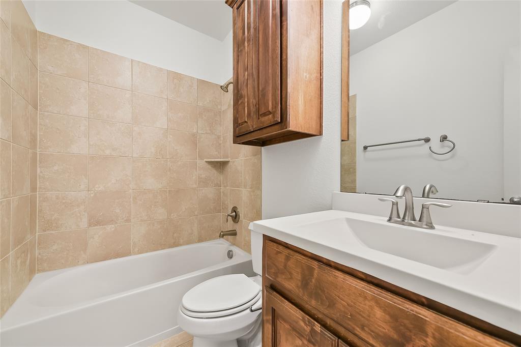546 El Camino Drive Property Photo 13