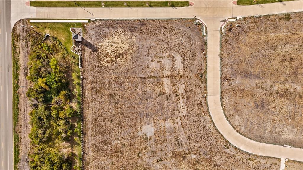 1639 Canyon Lake Road Property Photo 3