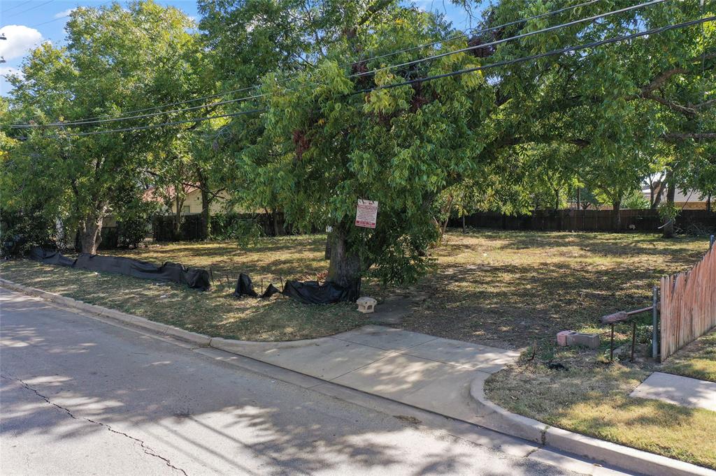 818 E Rogers Street Property Photo 14