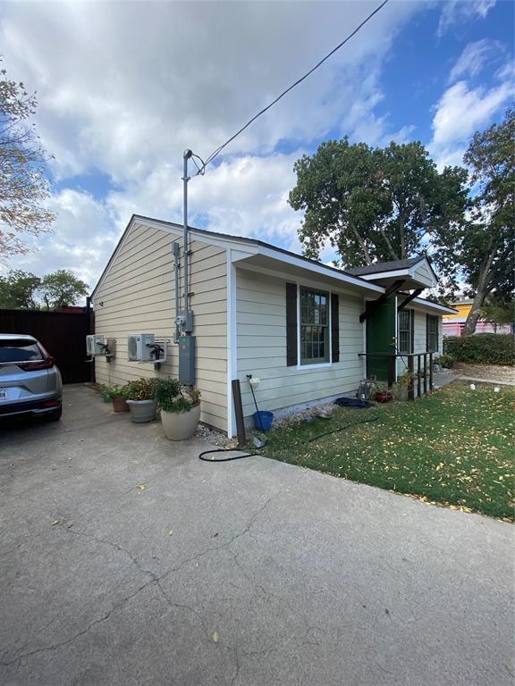 1303 M Avenue Property Photo 4