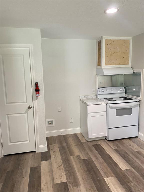 1303 M Avenue Property Photo 6