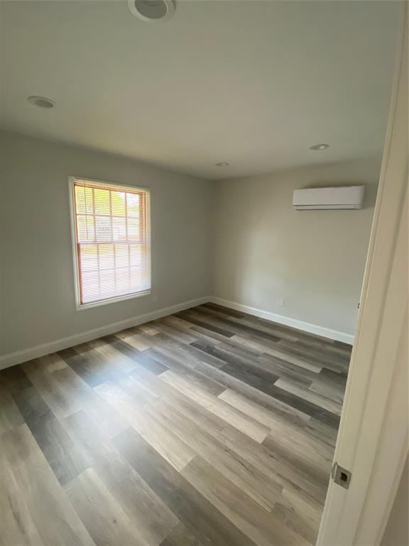1303 M Avenue Property Photo 9
