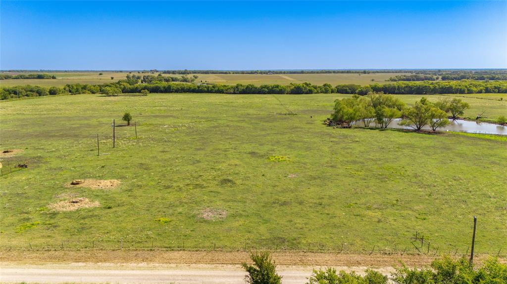 317 County Road 4851 Property Photo 3