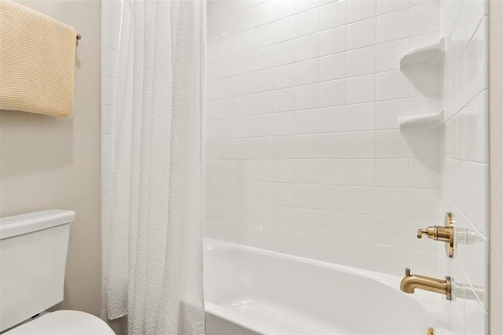1421 Azalea Drive Property Photo 28