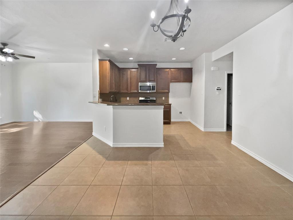 8616 Pilar Way Property Photo 13