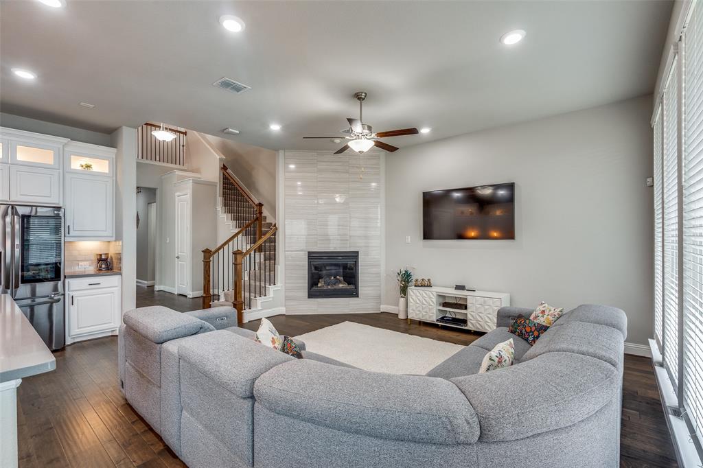 3305 Brookglen Drive Property Photo 4