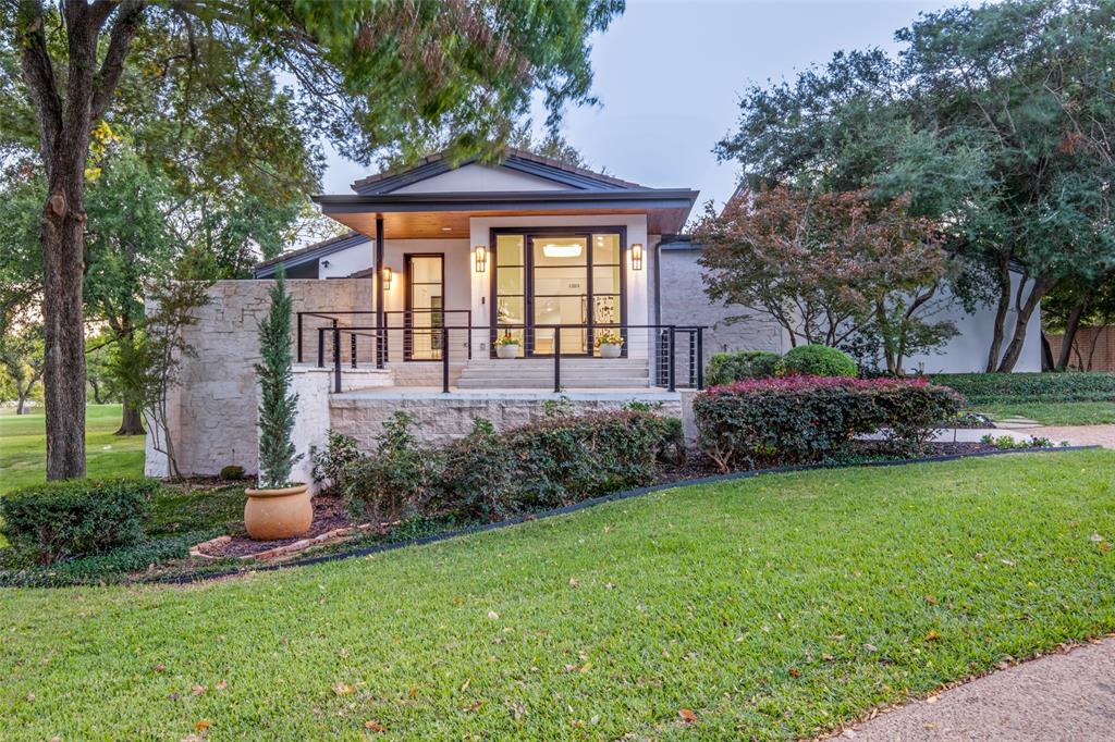 206 Steeplechase Drive Property Photo 1
