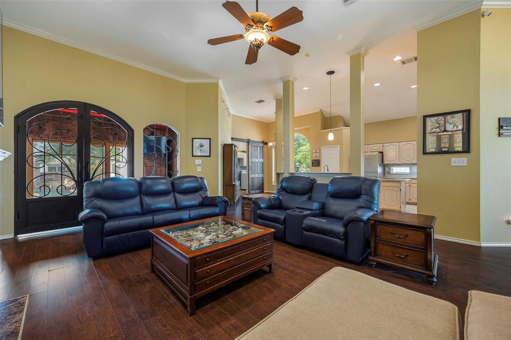 7517 Waterwood Drive Property Photo 10