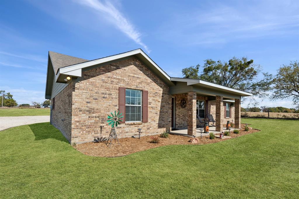 2068 W Us Highway 69 Property Photo 3