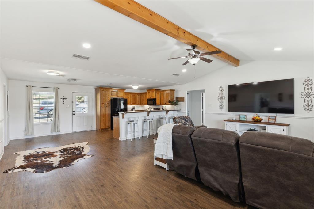 2068 W Us Highway 69 Property Photo 4