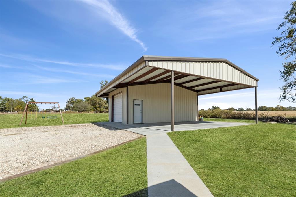 2068 W Us Highway 69 Property Photo 15