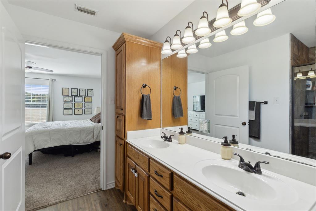 2068 W Us Highway 69 Property Photo 28