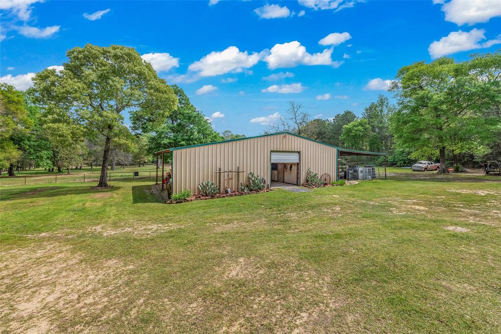 8381 State Hwy 75 Property Photo 6