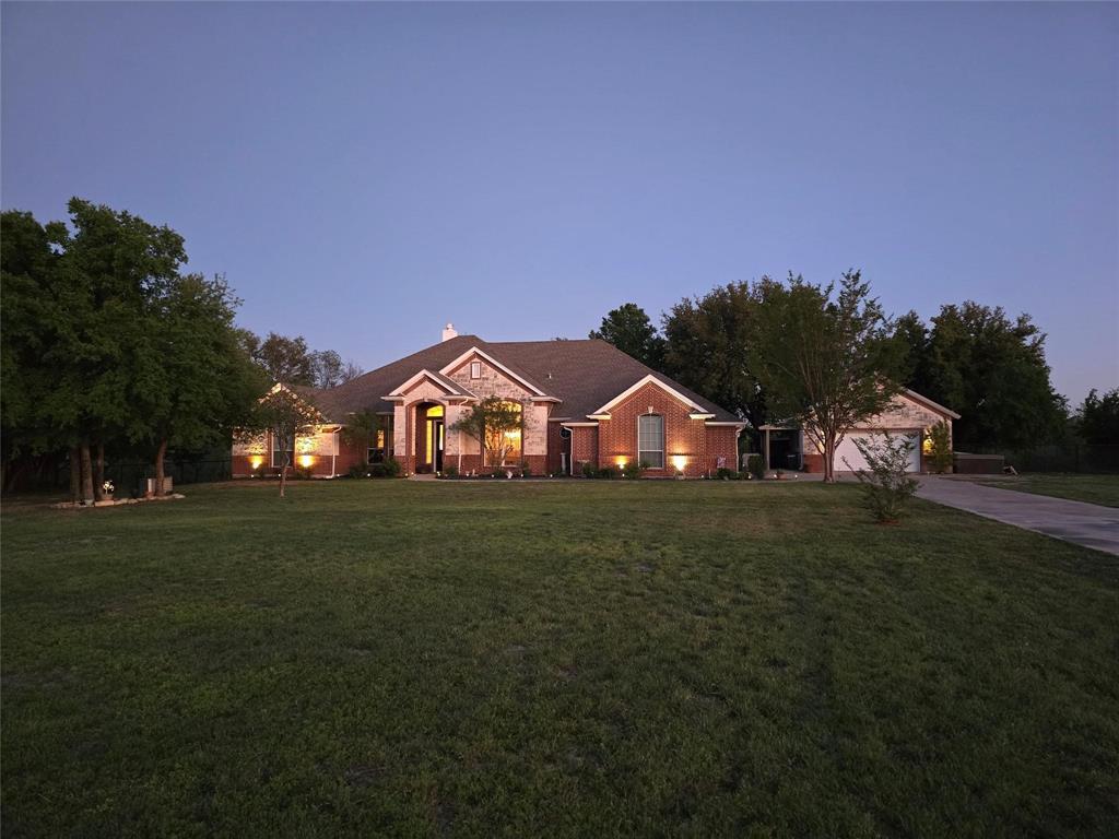118 Crosshair Court Property Photo 5