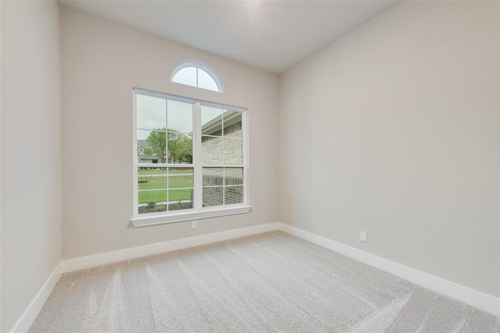 2105 Crystal Palace Boulevard Property Photo 24