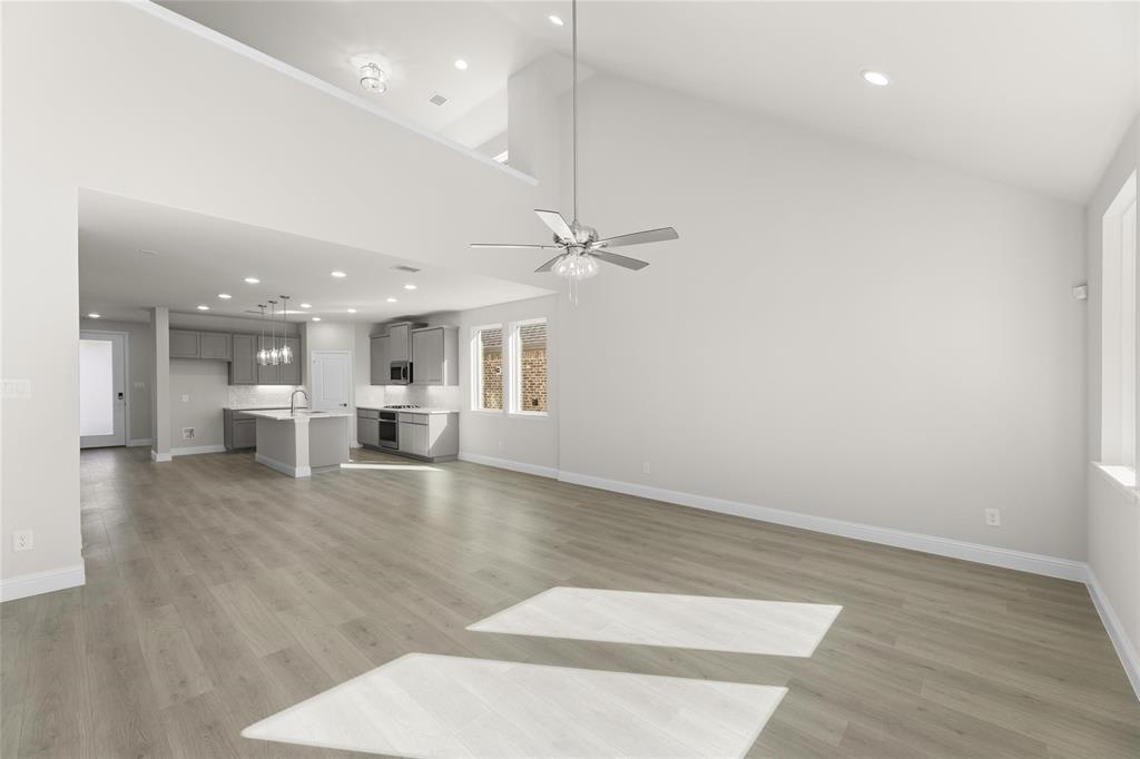 1234 Redcoat Property Photo 9