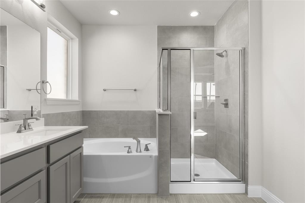 1234 Redcoat Property Photo 14