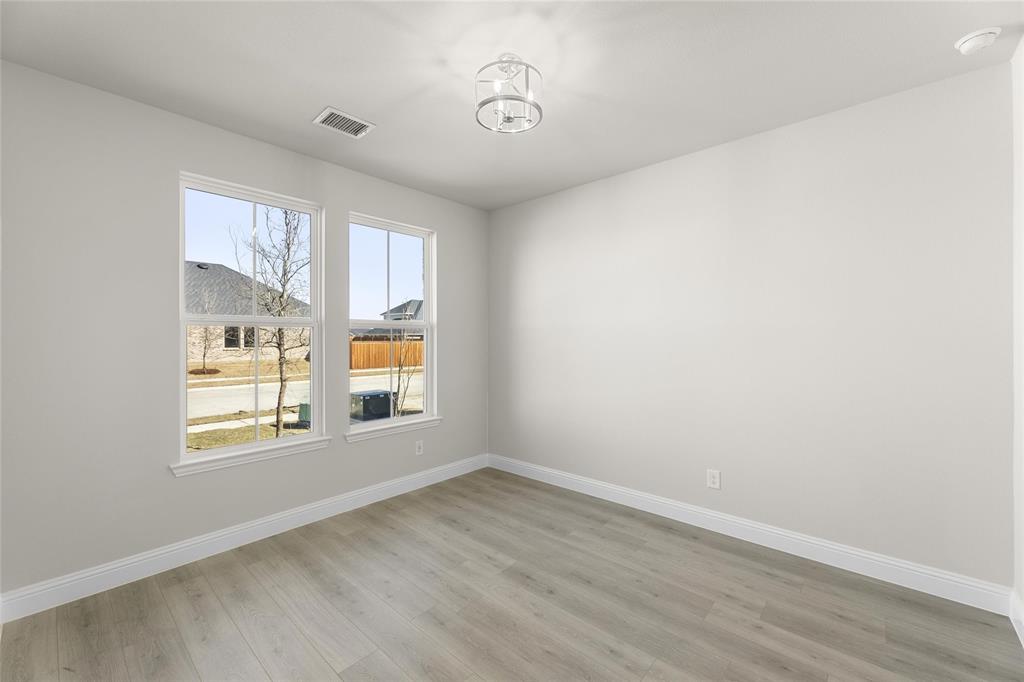 1234 Redcoat Property Photo 16