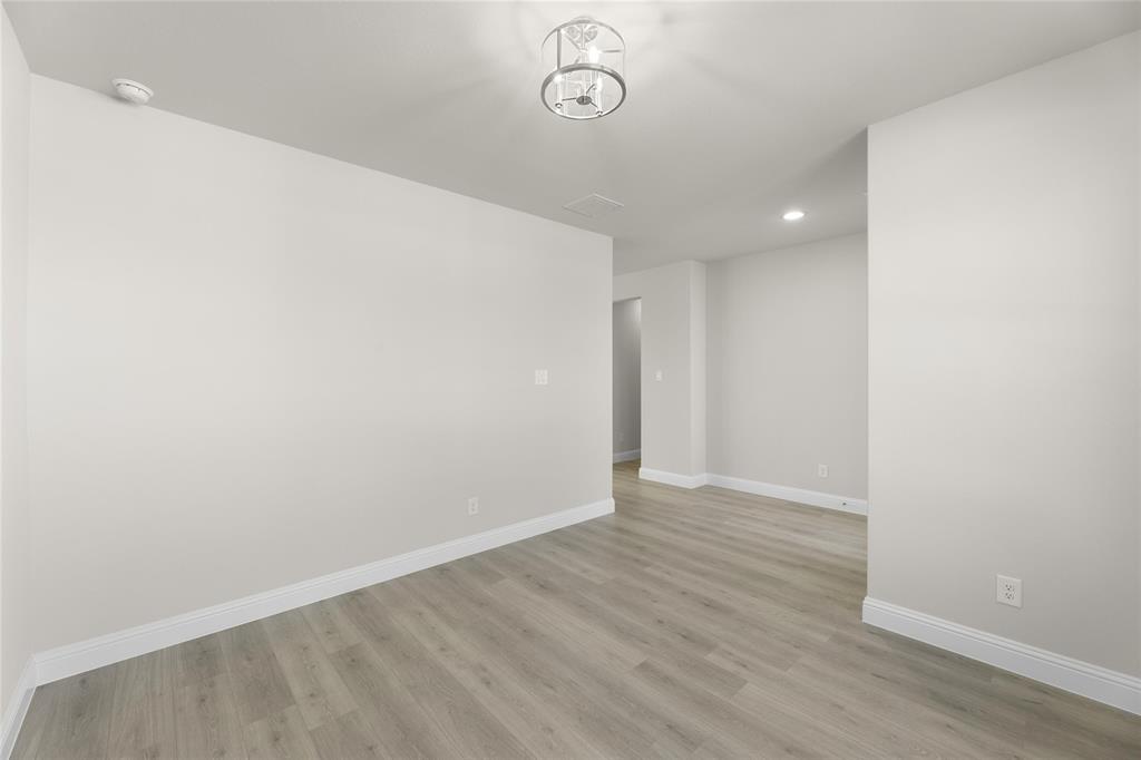 1234 Redcoat Property Photo 17