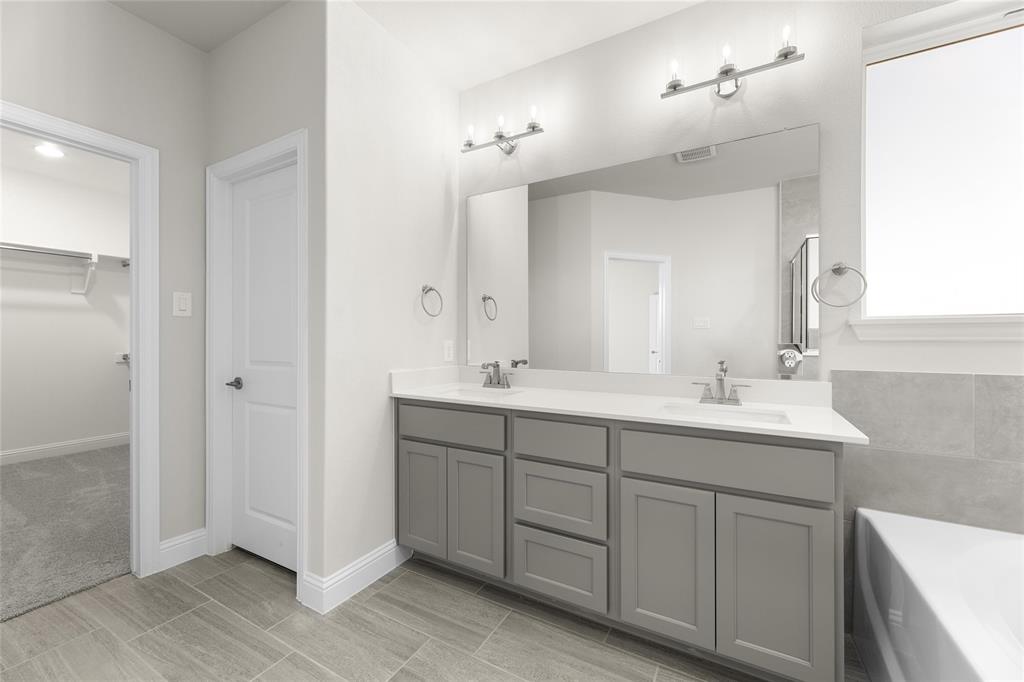 1234 Redcoat Property Photo 20